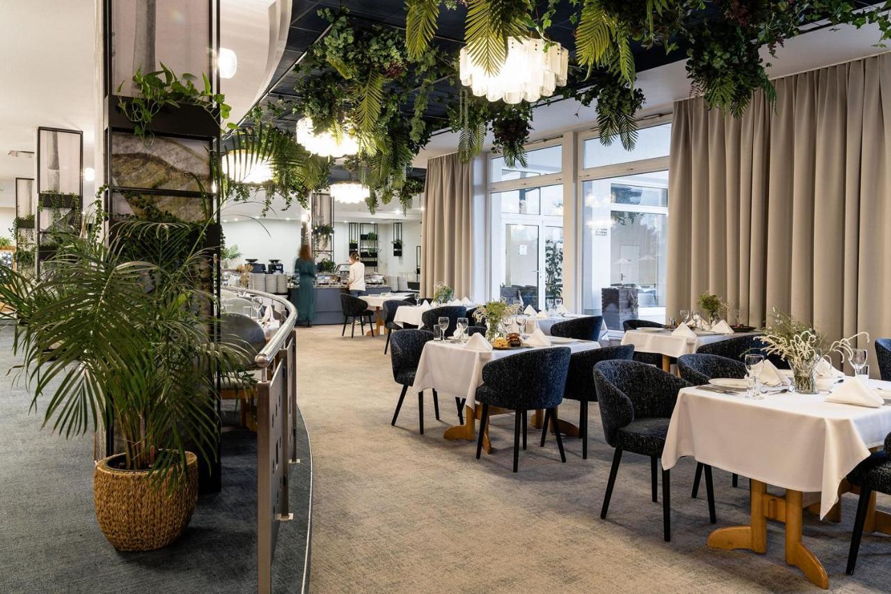 Astor Hotel